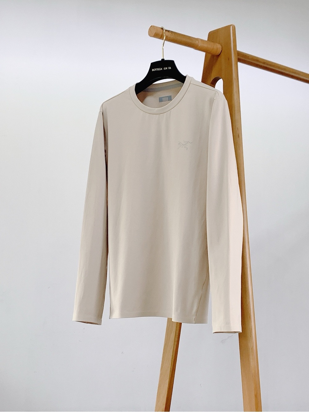 Arc'teryx Men's Long Sleeve Crew Shirt - Cream